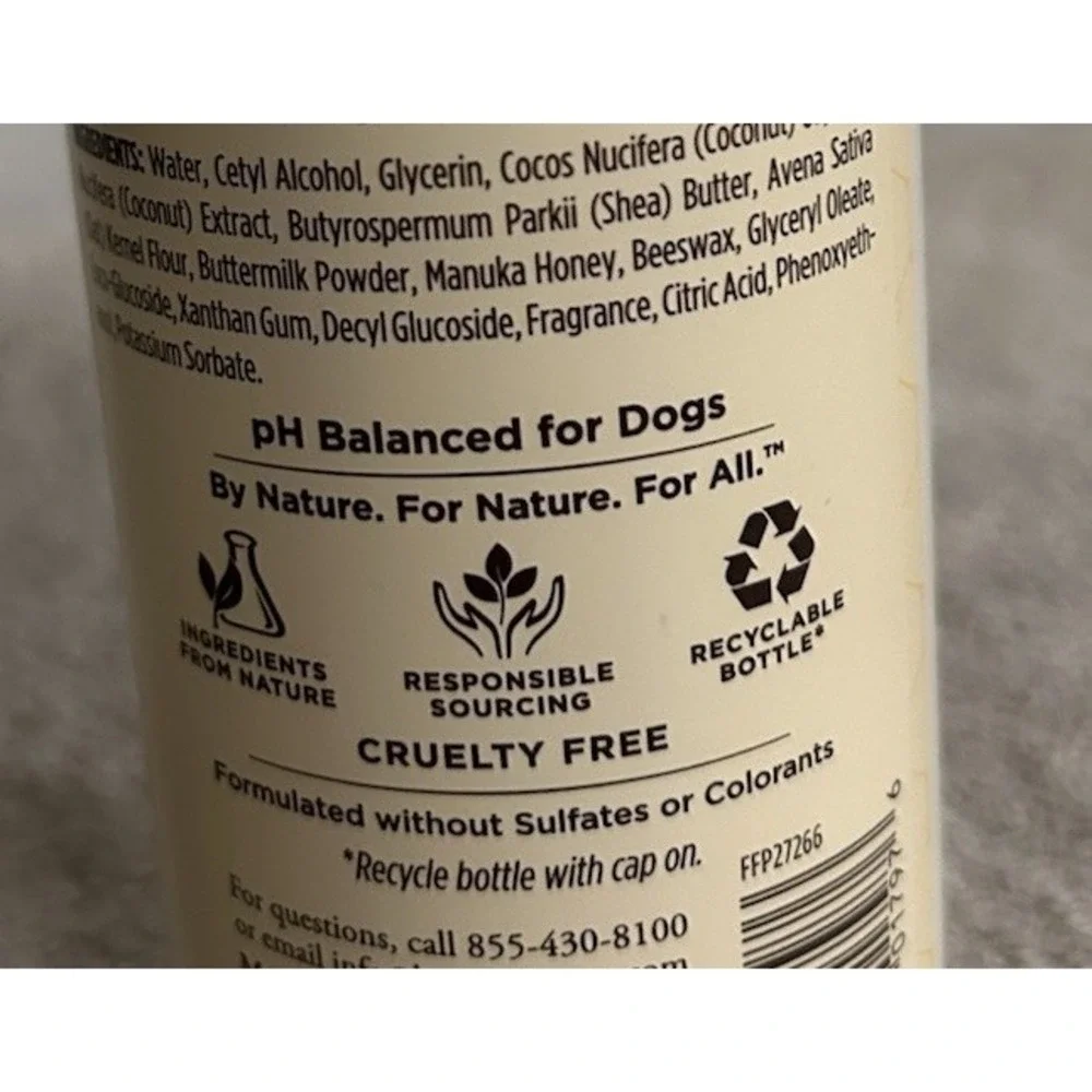 Burt's Bees for Dogs Manuka Honey Oatmeal Dog Conditioner with Coconut Oil 10 Oz